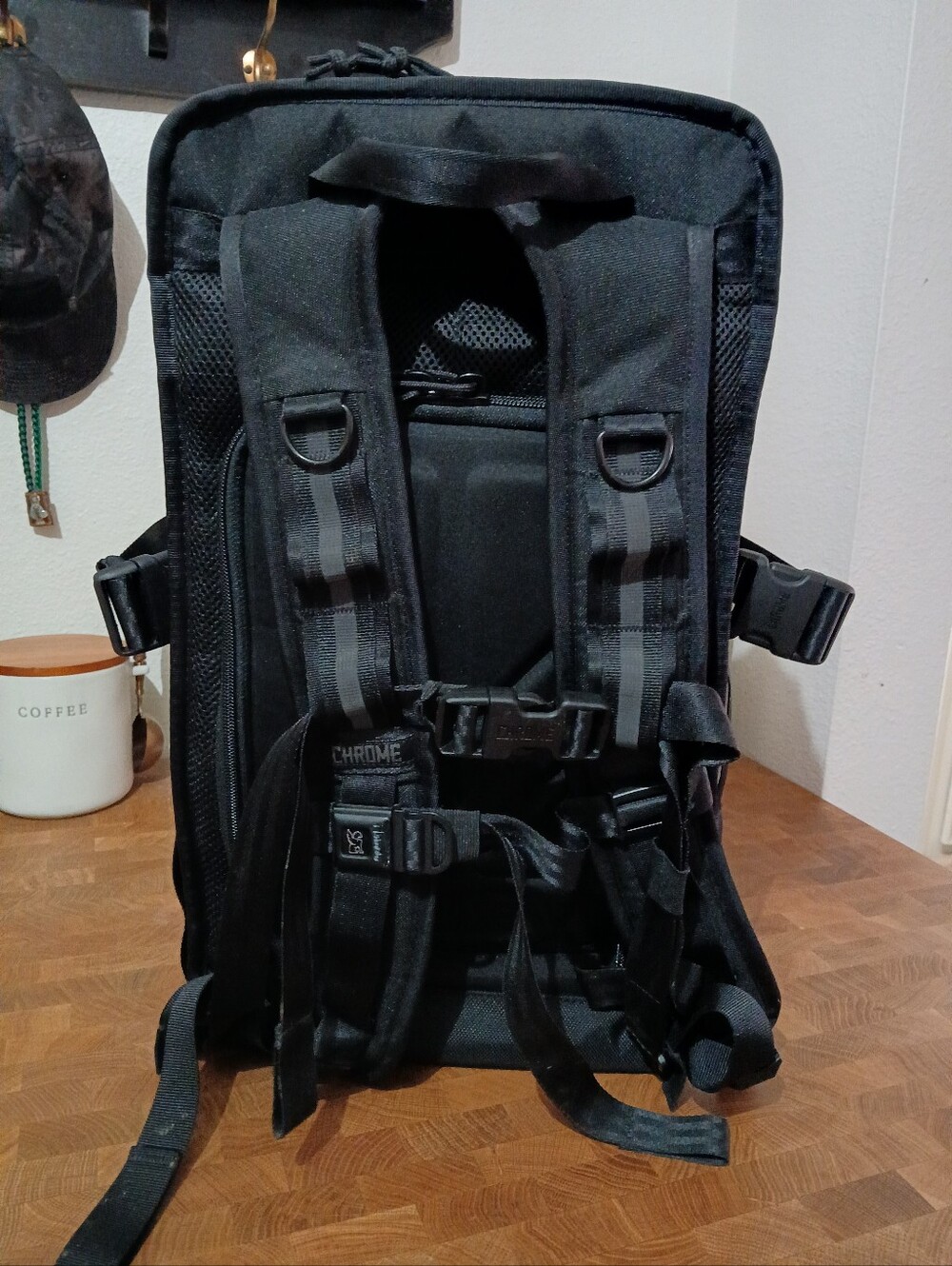 Chrome Camera Bag - Picture 4 of 11